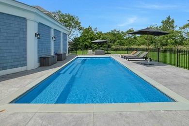 Spacious & Bright 8-Bd. Shingle-Style Mansion with Swimming Pool - photo 6