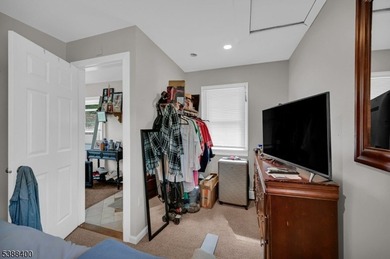 Cozy Upper Greenwood Lake Investment Property! Charming - photo 11