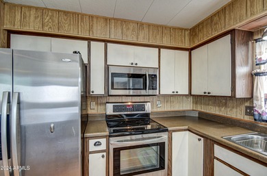 Well cared for home in active 55+ community. 2017 new Lennox