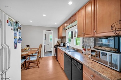 Cozy Upper Greenwood Lake Investment Property! Charming - photo 14