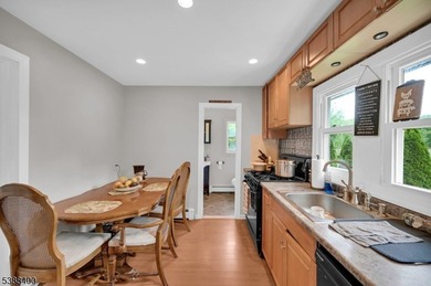 Cozy Upper Greenwood Lake Investment Property! Charming - photo 15