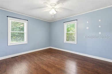 This 1,220-square-foot home in Beaufort offers a rare - photo 16