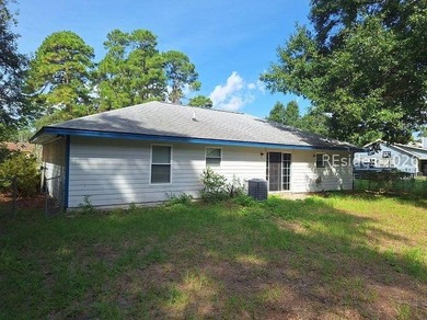 Come see this 3 Bedroom & 2 Bath home in desirable Pinewood - photo 2