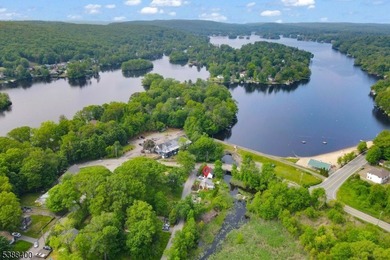Cozy Upper Greenwood Lake Investment Property! Charming - photo 27