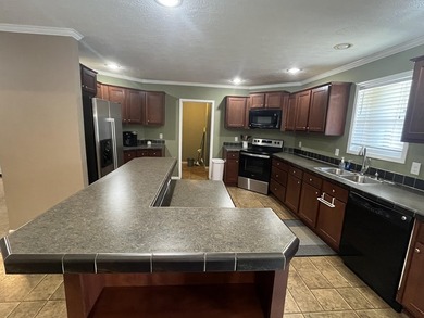 Enjoy peaceful living just minutes the convenience of Albany and - photo 37