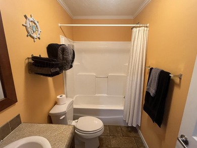 Enjoy peaceful living just minutes the convenience of Albany and - photo 45