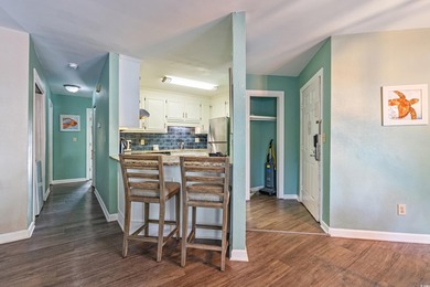 Excellent opportunity to own this 2nd row, ocean view condo - photo 9