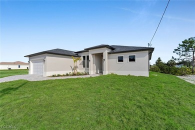 Brand new construction located in the NE area of Cape Coral - photo 3