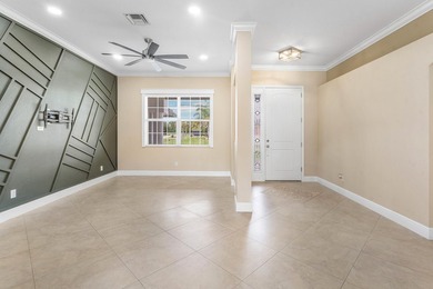 Elevated South Florida living in well appointed 3BR/2BA/2CG pool - photo 12