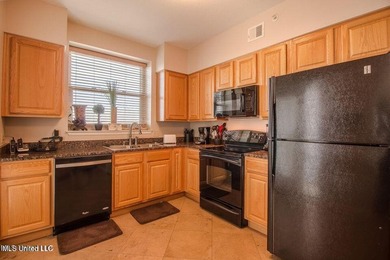 Wake up every morning to gorgeous Gulfport Beach views! Enjoy - photo 10