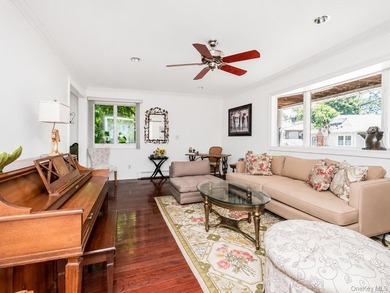 Beautiful detached single-family home situated on an oversized - photo 2