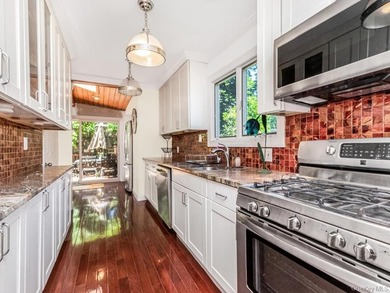 Beautiful detached single-family home situated on an oversized - photo 7