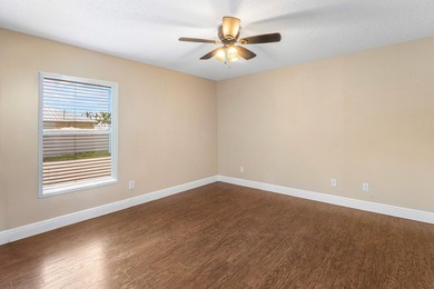 Elevated South Florida living in well appointed 3BR/2BA/2CG pool - photo 30