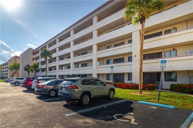 Lake Condo For Sale in Fort Myers, Florida