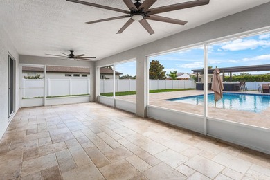 Elevated South Florida living in well appointed 3BR/2BA/2CG pool - photo 33