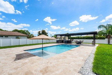 Elevated South Florida living in well appointed 3BR/2BA/2CG pool - photo 40
