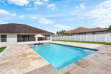 Elevated South Florida living in well appointed 3BR/2BA/2CG pool - photo 41