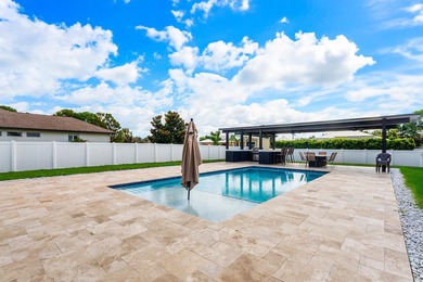 Elevated South Florida living in well appointed 3BR/2BA/2CG pool - photo 45