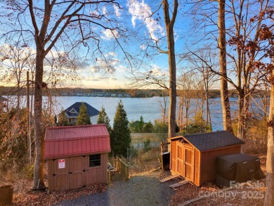 Lake Home For Sale in Mount Gilead, North Carolina