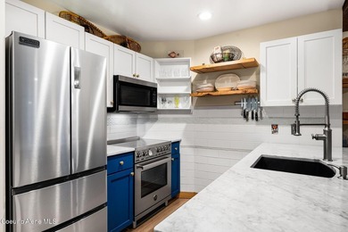 Immerse yourself in the Schweitzer Mountain lifestyle with this - photo 5