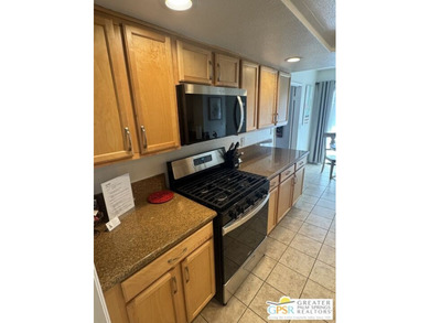 Live on the golf course! Renovated turnkey home overlooking the - photo 2