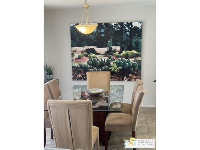 Live on the golf course! Renovated turnkey home overlooking the - photo 6