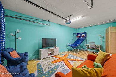 Price recently improved! Rarely does a fully furnished, turnkey - photo 29