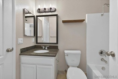 Granite counters, stainless steel appliances, upgraded tiles - photo 9