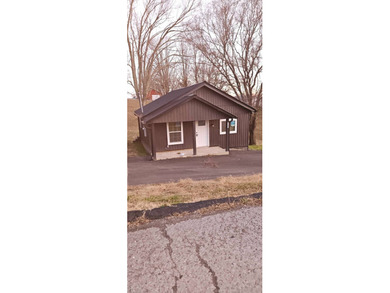 Lake Home For Sale in Lafollette, Tennessee