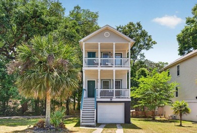 Welcome to this beautifully updated 3 bed/3-full-bath Charleston - photo 1