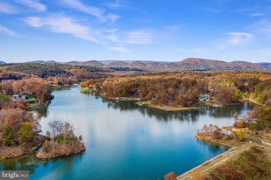 Private residential lake community sitting on 500 wooded acres - photo 2