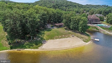 Private residential lake community sitting on 500 wooded acres - photo 4