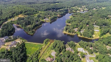 Private residential lake community sitting on 500 wooded acres - photo 5