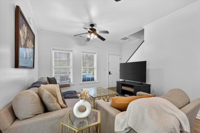 Welcome to this beautifully updated 3 bed/3-full-bath Charleston - photo 10
