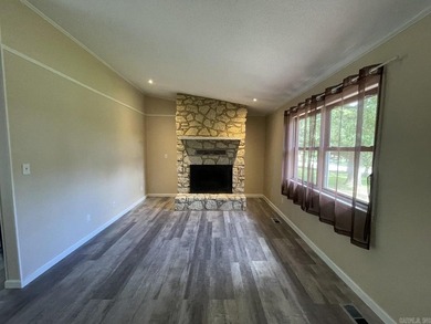 Refreshed, move-in-ready 3-bedroom 2-bath 1260 sq ft home with a - photo 15