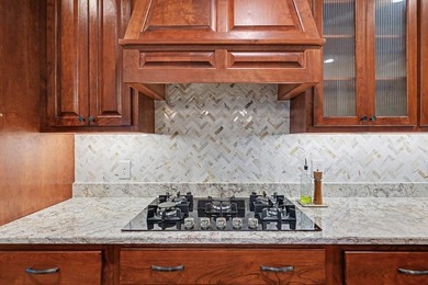 WELCOME to an exceptionally rare opportunity to own a luxury - photo 17