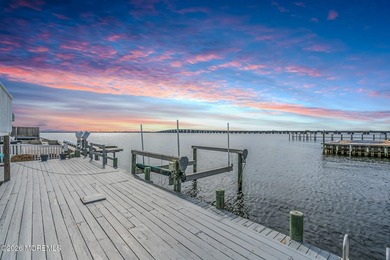 Wake up to refreshing bay breezes, and unwind with stunning - photo 9