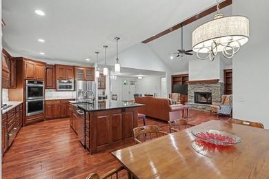WELCOME to an exceptionally rare opportunity to own a luxury - photo 20