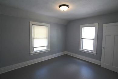 Just listed! This charming home features 3 bedrooms and 1 full - photo 23