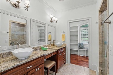 WELCOME to an exceptionally rare opportunity to own a luxury - photo 25
