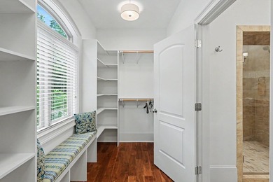 WELCOME to an exceptionally rare opportunity to own a luxury - photo 28