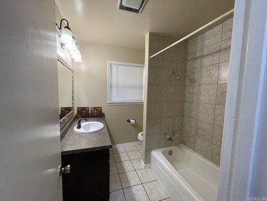 Refreshed, move-in-ready 3-bedroom 2-bath 1260 sq ft home with a - photo 31