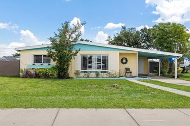 Port Charlotte Waterway Area Home For Sale in Port Charlotte Florida