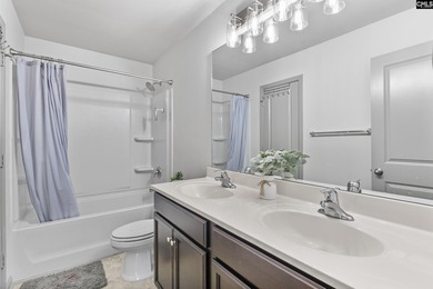 Welcome to this beautiful 4-bedroom, 2.5-bath home located in - photo 32