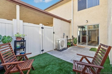 Bright and beautifully maintained townhome in the heart of - photo 4