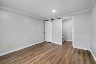 Location - location & once again location --- easy access to - photo 37