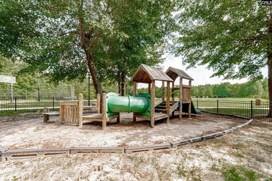 Welcome to this beautiful 4-bedroom, 2.5-bath home located in - photo 43
