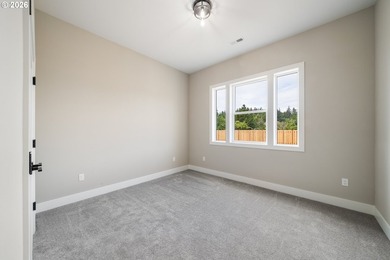 Beautiful new Traditional home backing to serene greenspace - photo 7