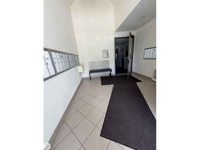 Fort Gratiot, Lake Huron condo. Impeccably remodeled condo in - photo 3