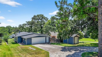 Lake Home For Sale in Lake Kiowa, Texas